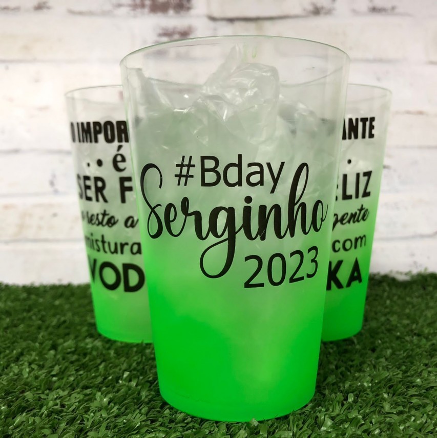 Copo Festa 480 ml (Branco com Degradê)